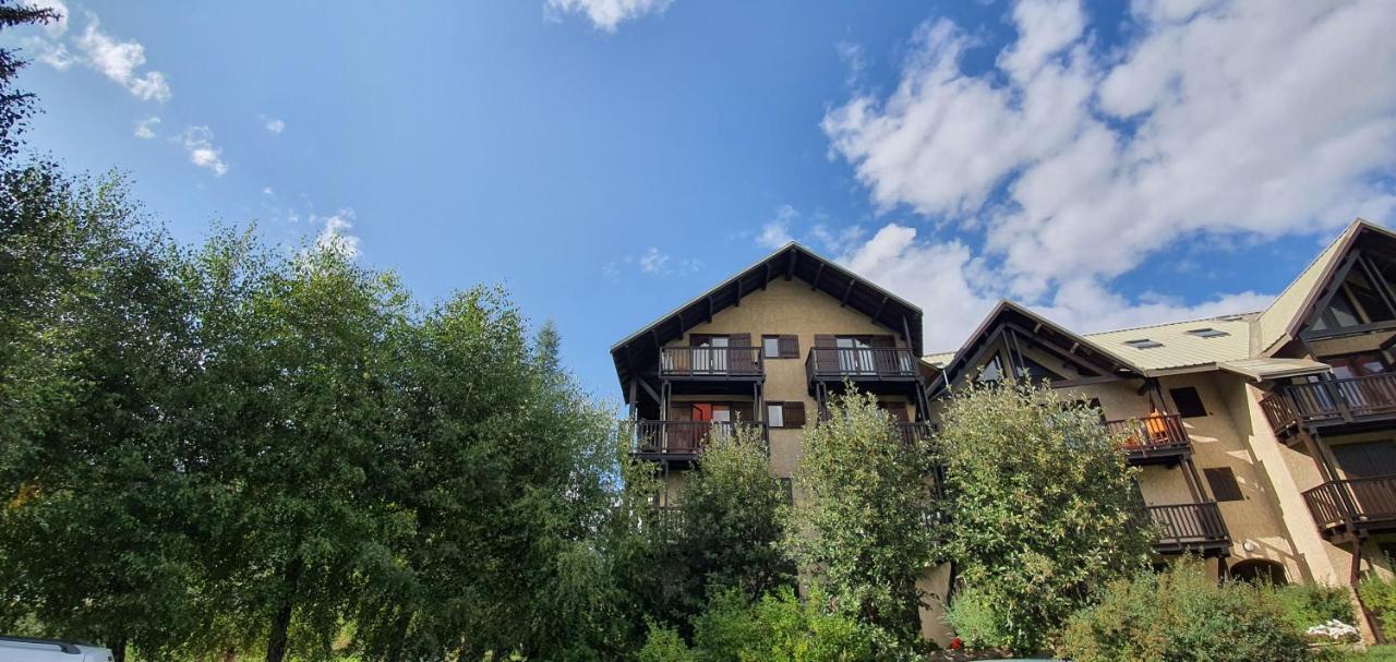 Les Crêtes Apartamento Le Monêtier-les-Bains Exterior foto